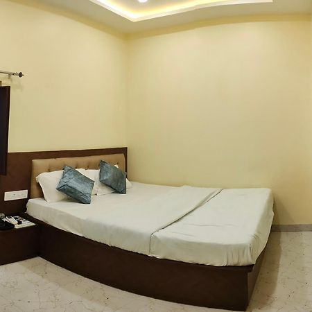 Ganga Sparsh Hotel พาราณสี ภายนอก รูปภาพ