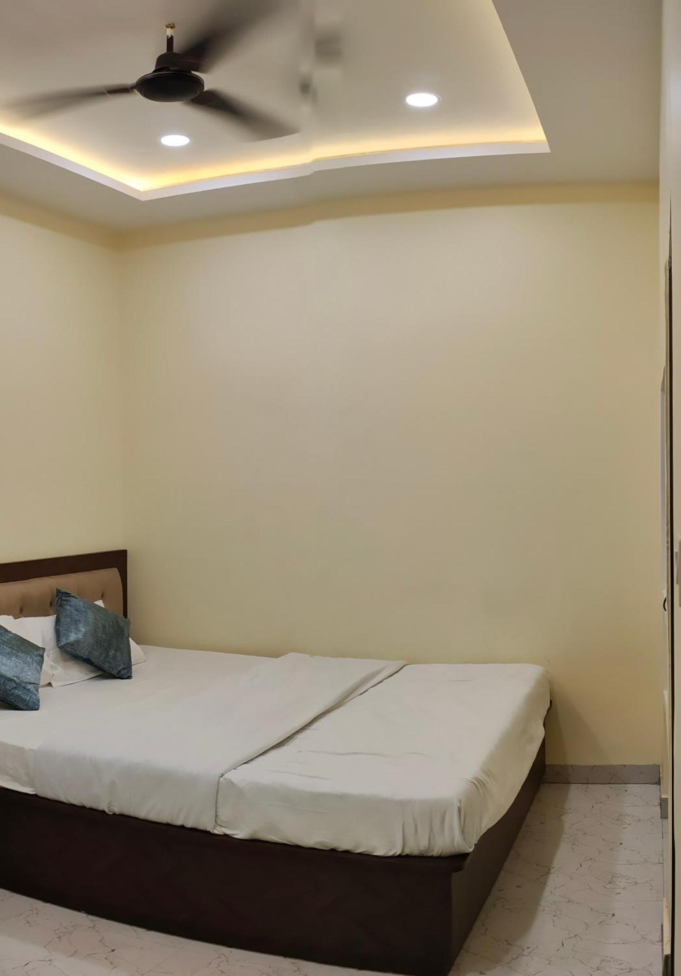 Ganga Sparsh Hotel พาราณสี ภายนอก รูปภาพ