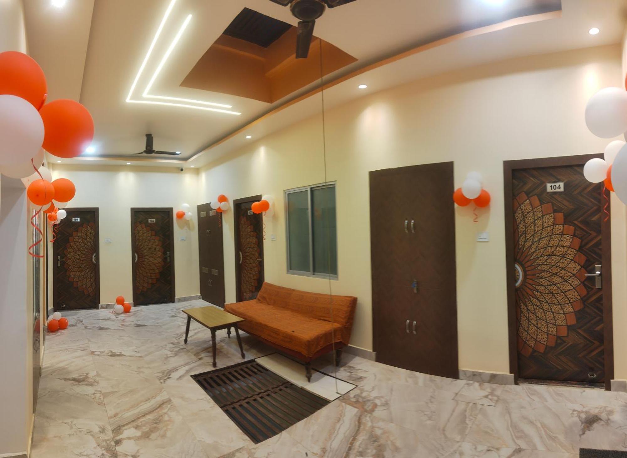 Ganga Sparsh Hotel พาราณสี ภายนอก รูปภาพ